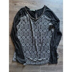 Maurices Women's Size Medium Charcoal Beaded Scoop Neck Pullover Top Blouse